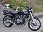 1990 Kawasaki ZR 550B Zephyr photo